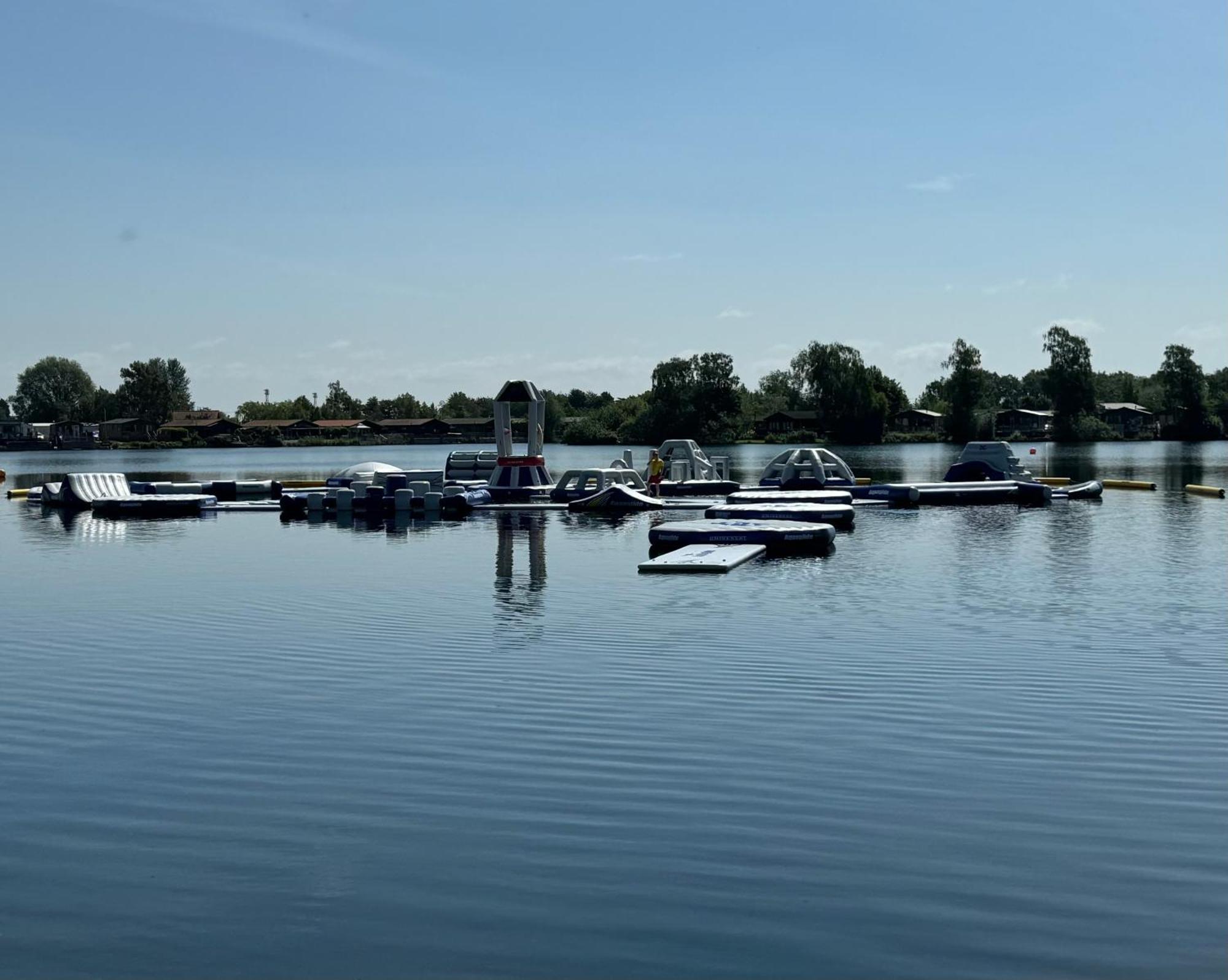 Fable Lodge Tattershall Lakes - Luxury Lakeside Lodge With Hot Tub 외부 사진